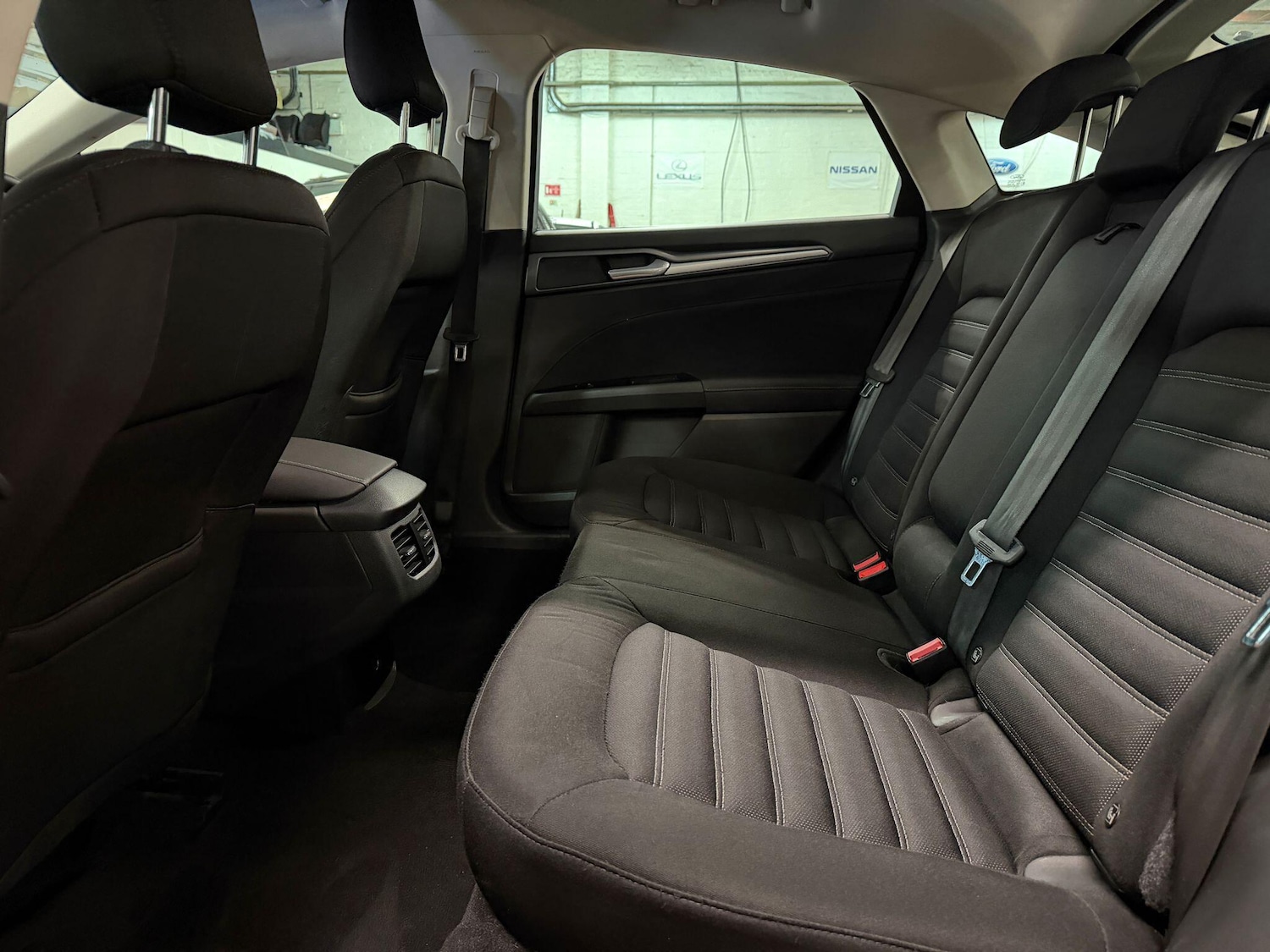 Used Ford Mondeo 2017 for sale - 76865355: Photo 17