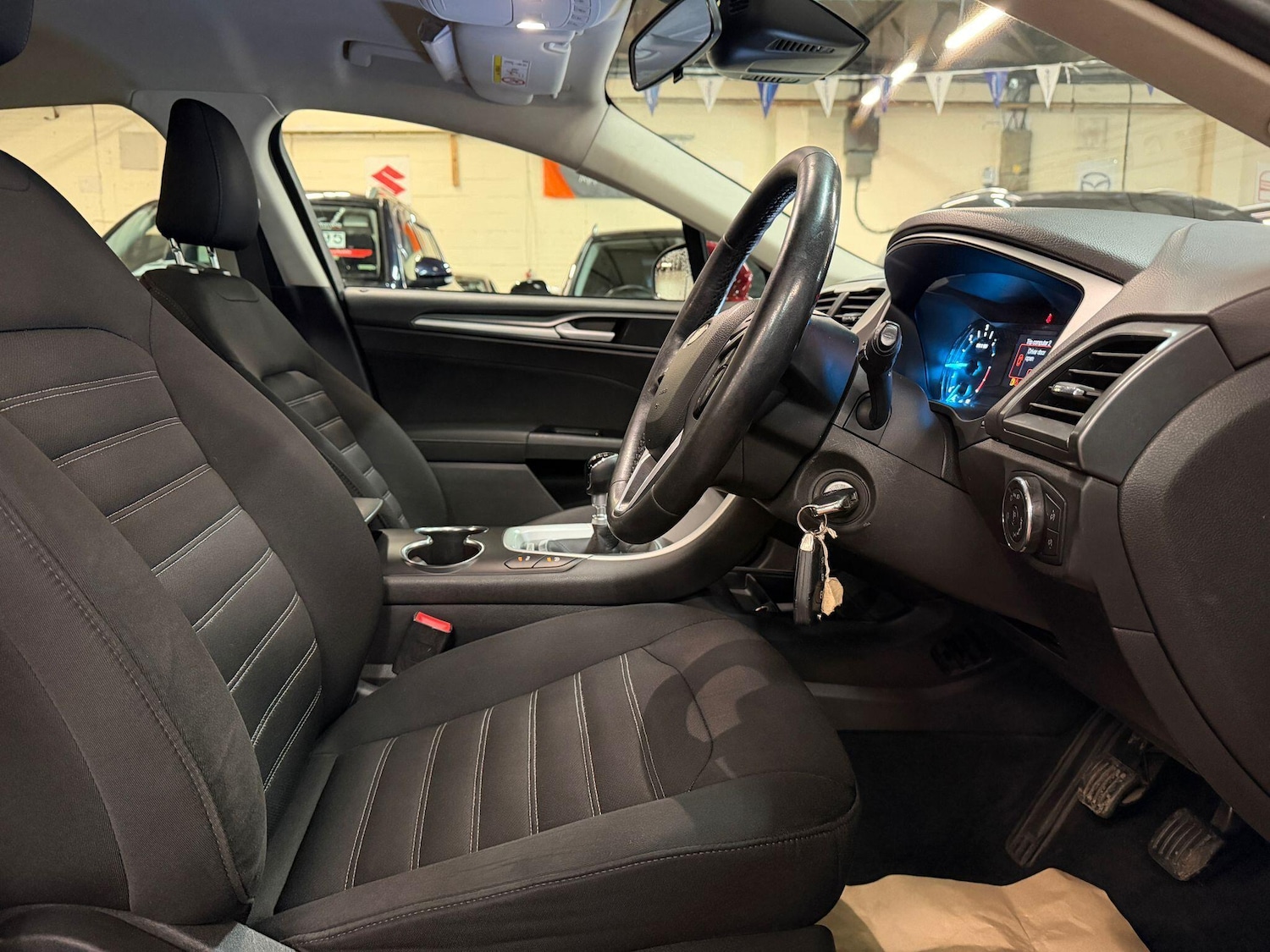 Used Ford Mondeo 2017 for sale - 76865355: Photo 9