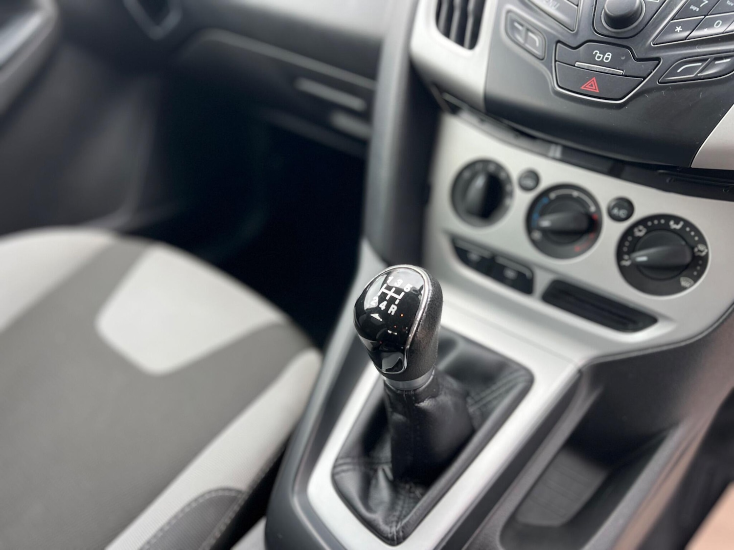 Used Ford Focus 2013 for sale - 76199862: Photo 10