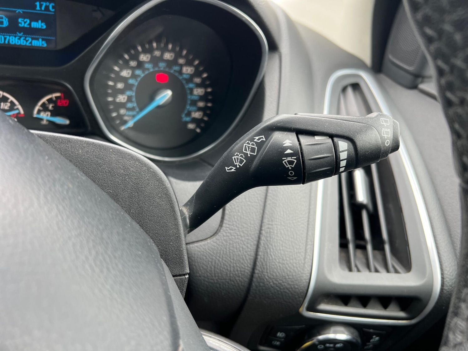 Used Ford Focus 2013 for sale - 76199862: Photo 15