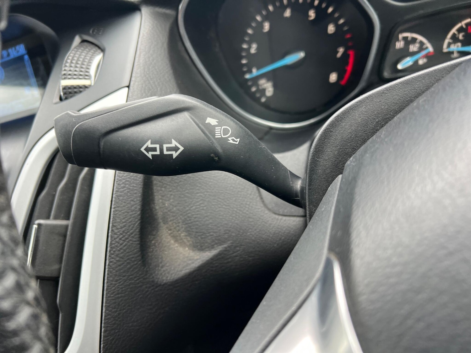 Used Ford Focus 2013 for sale - 76199862: Photo 16