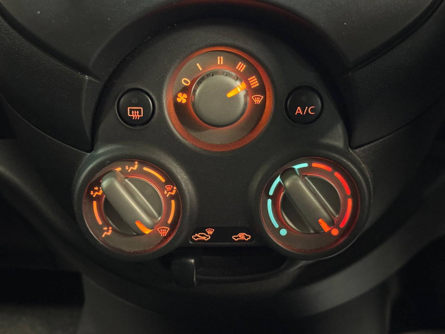 Used Nissan Micra 2013 for sale - 77229287: Photo 34