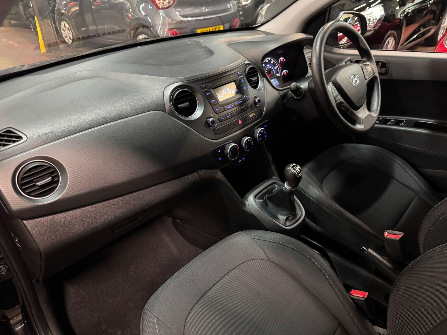 Used Hyundai i10 for sale - 77359090: Photo 14