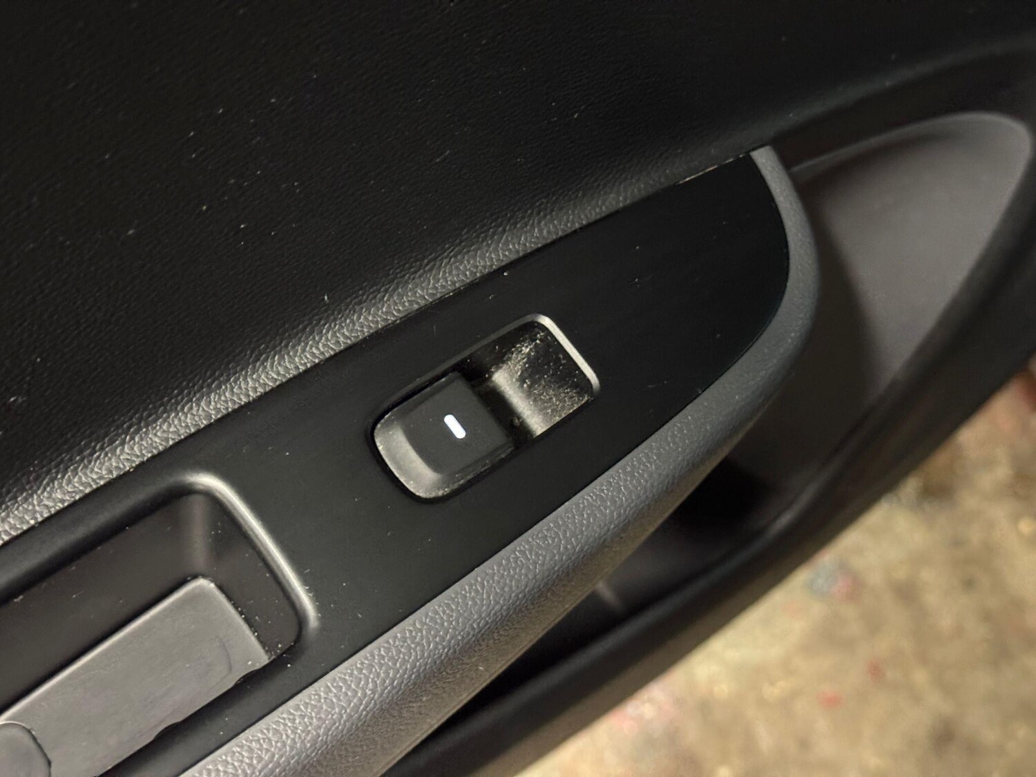 Used Hyundai i10 for sale - 77359090: Photo 23