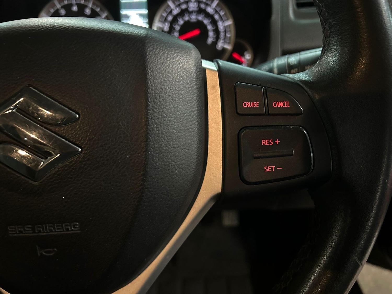 Used Suzuki Swift 2015 for sale - 77060291: Photo 24