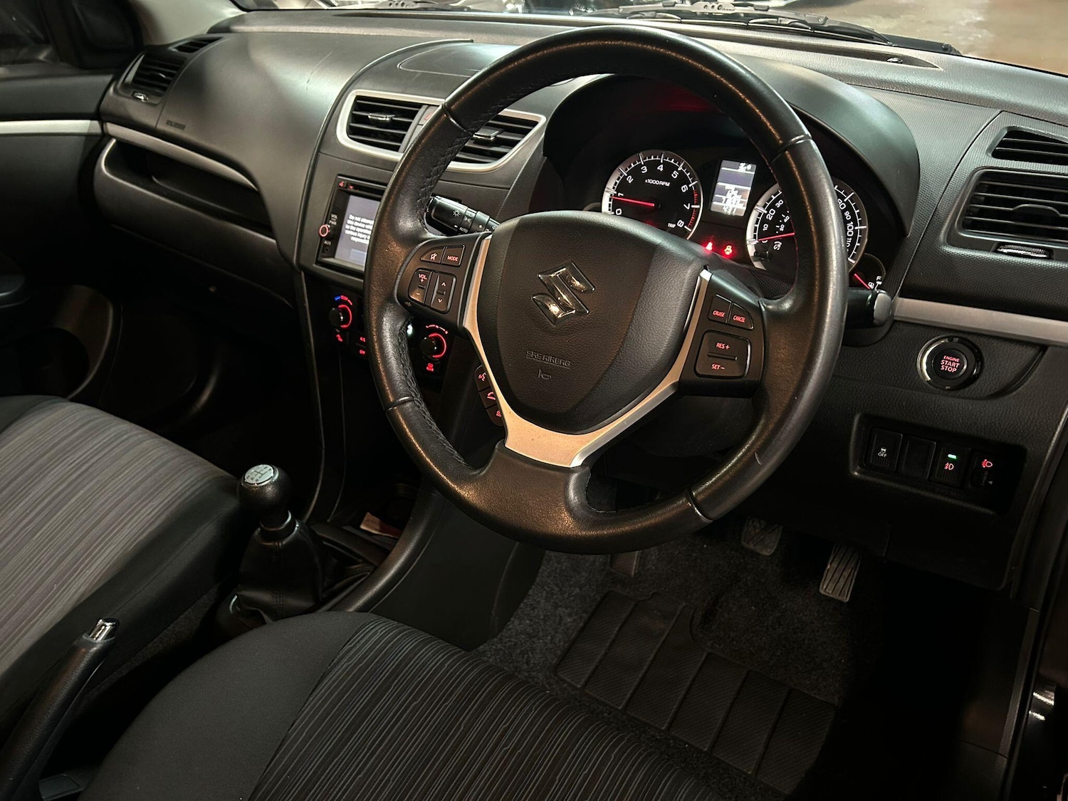 Used Suzuki Swift 2015 for sale - 77060291: Photo 26