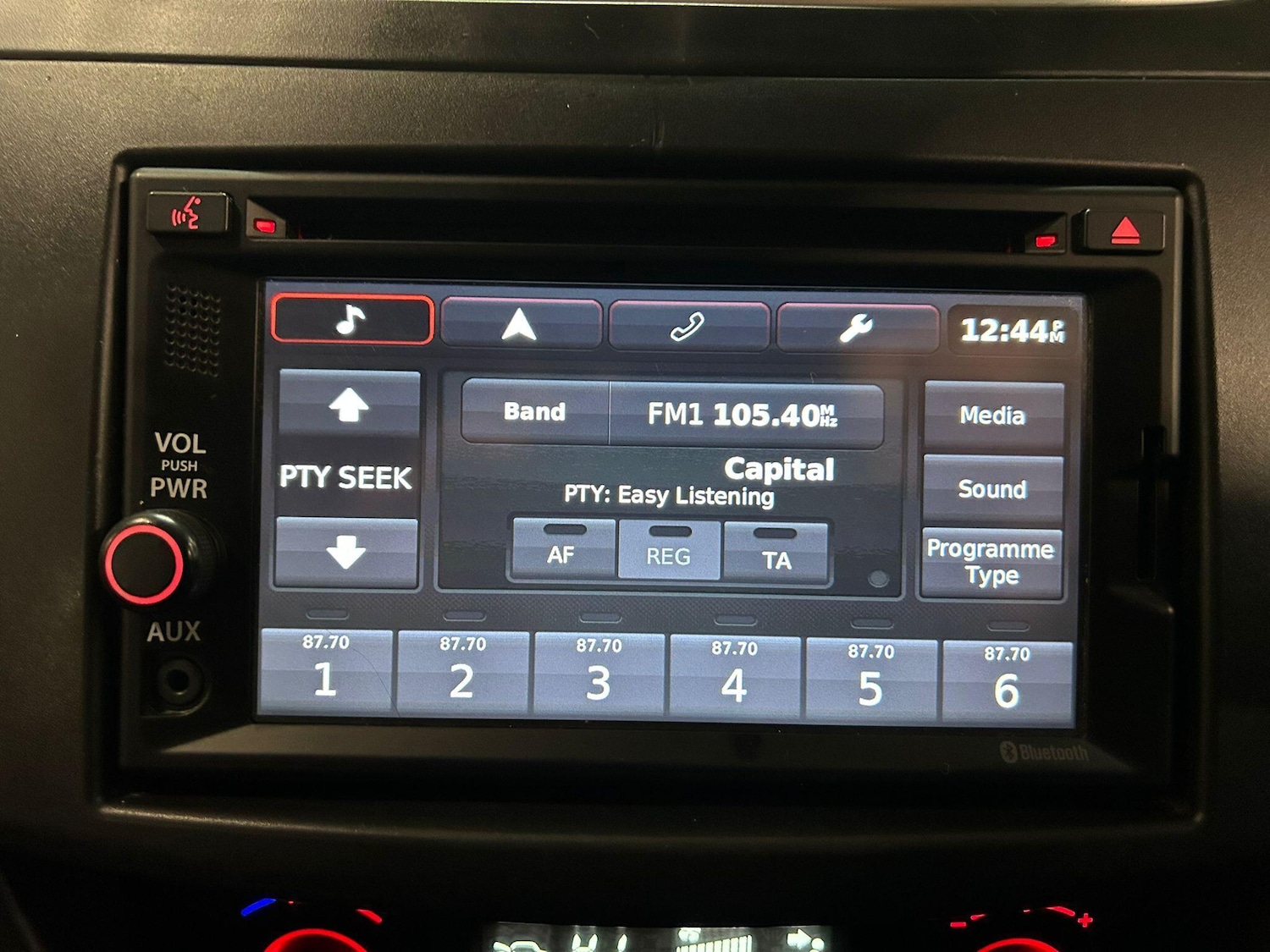 Used Suzuki Swift 2015 for sale - 77060291: Photo 30