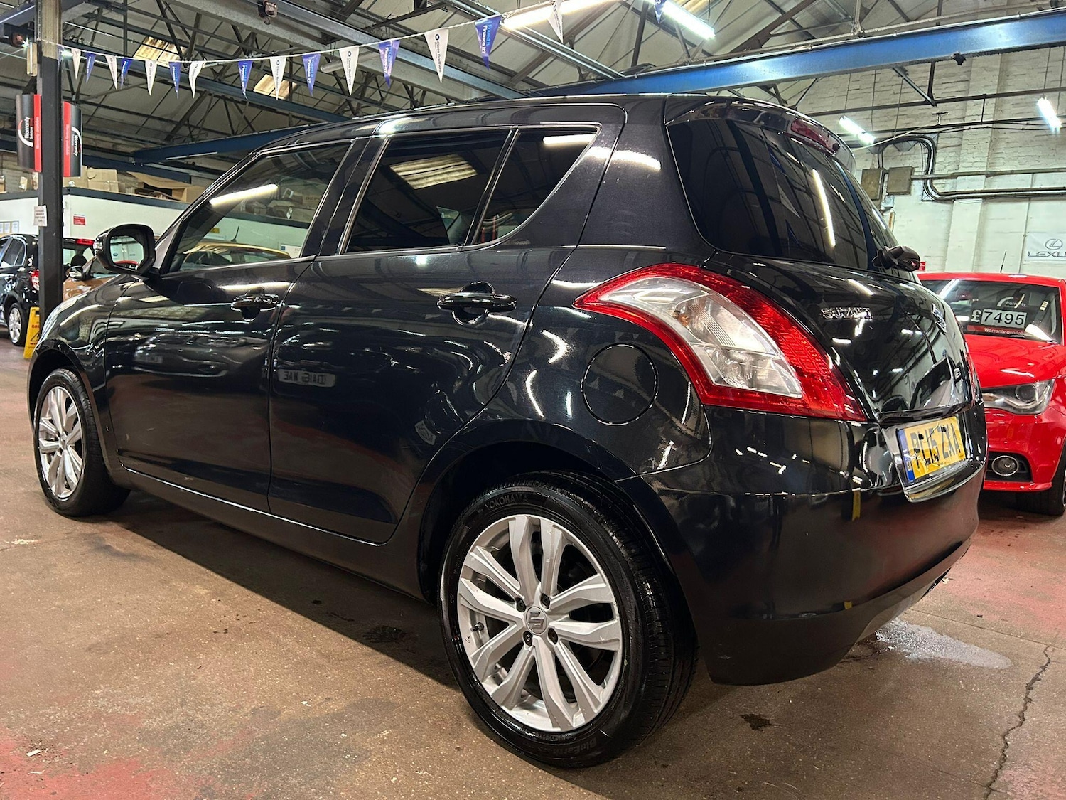 Used Suzuki Swift 2015 for sale - 77060291: Photo 4