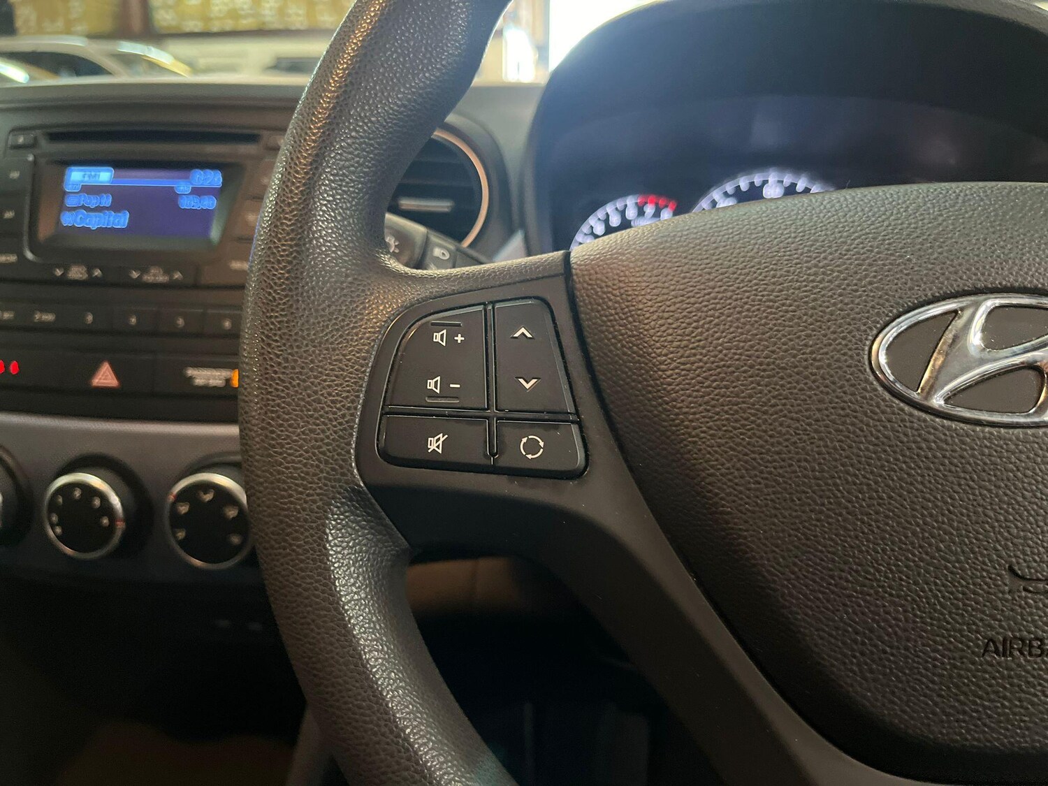 Used Hyundai i10 2014 for sale - 78214133: Photo 18