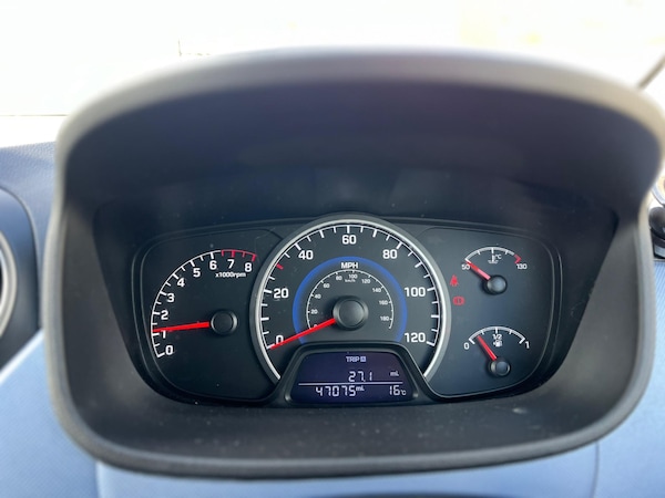 Used Hyundai i10 2015 for sale - 74498243: Photo 17