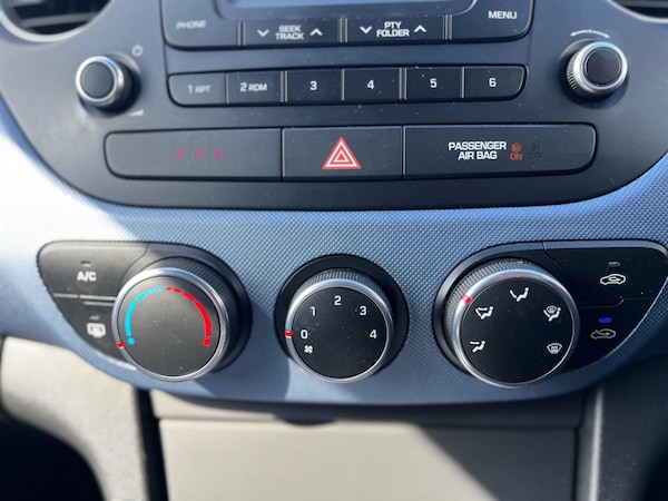Used Hyundai i10 2015 for sale - 74498243: Photo 19