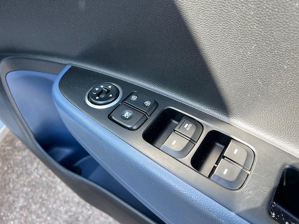 Used Hyundai i10 2015 for sale - 74498243: Photo 23