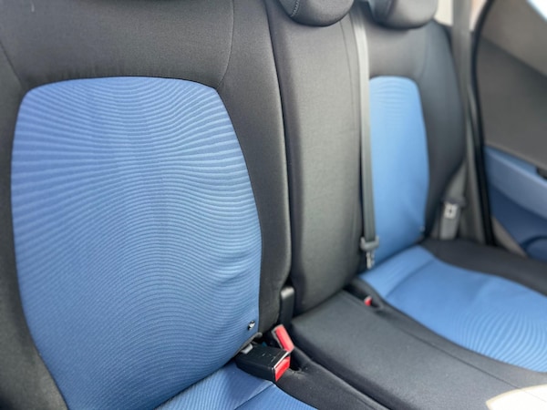 Used Hyundai i10 2015 for sale - 74498243: Photo 29