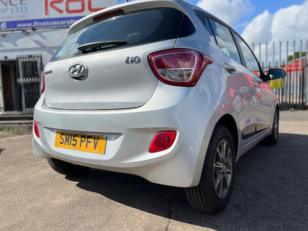 Used Hyundai i10 2015 for sale - 74498243: Photo 5