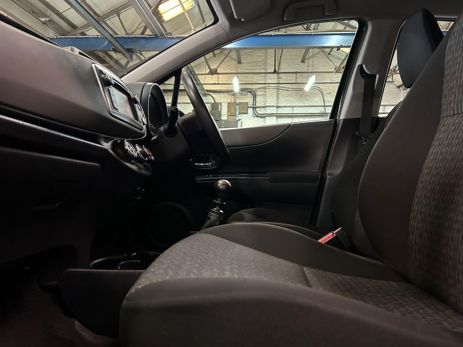 Used Toyota Yaris for sale - 77982324: Photo 14