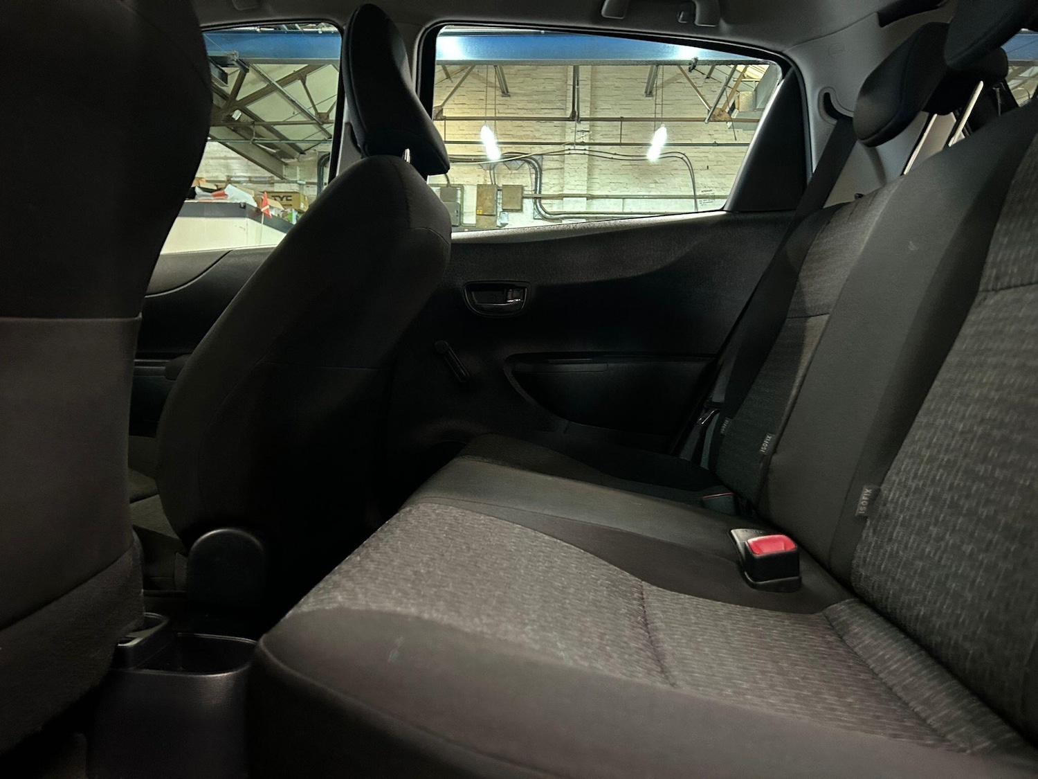 Used Toyota Yaris for sale - 77982324: Photo 15