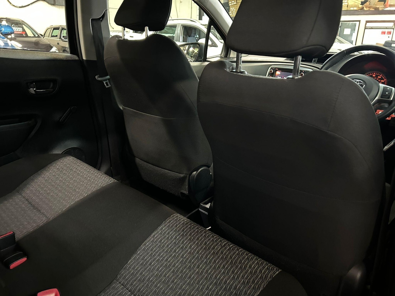 Used Toyota Yaris for sale - 77982324: Photo 18