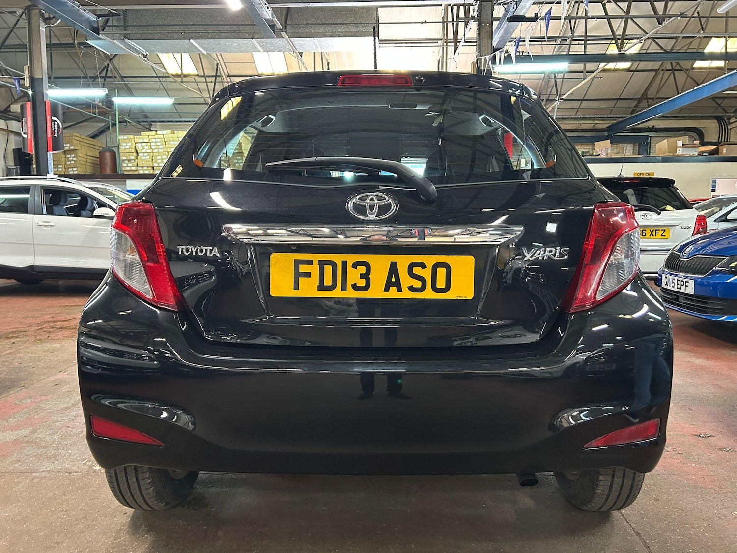 Used Toyota Yaris for sale - 77982324: Photo 5