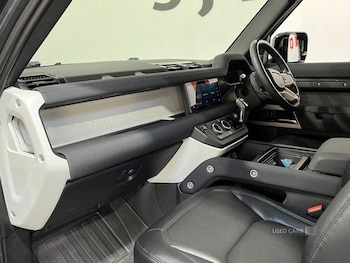 Used Land Rover Defender 2022 for sale - 78505213: Photo