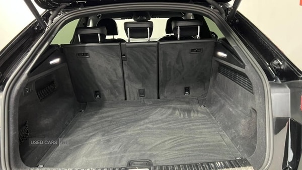 Used Audi Q8 2022 for sale - 76167709: Photo 10