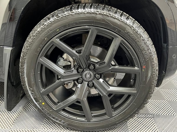 Used Land Rover Defender 2025 for sale - 77794600: Photo 16