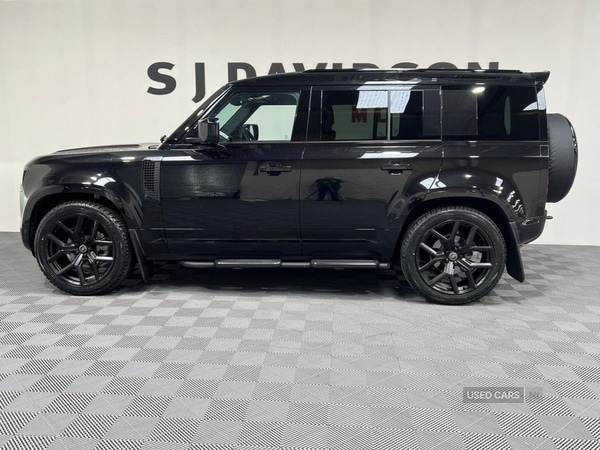 Used Land Rover Defender 2025 for sale - 77794600: Photo 3