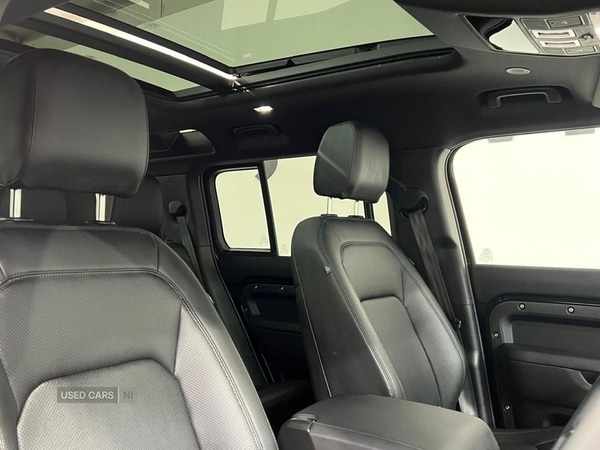 Used Land Rover Defender 2025 for sale - 77794600: Photo 4