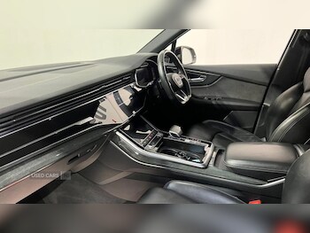 Used Audi Q7 2020 for sale - 77009063: Photo