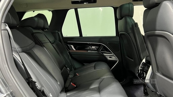 Used Land Rover Range Rover 2024 for sale - 77239106: Photo 11