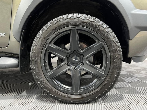 Used Toyota Hilux 2023 for sale - 77638021: Photo 12