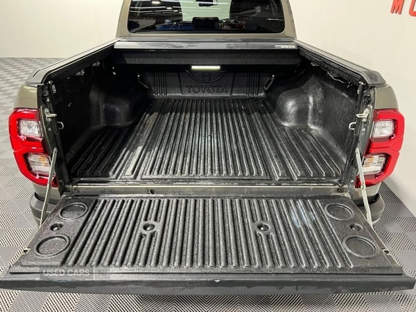 Used Toyota Hilux 2023 for sale - 77638021: Photo 13