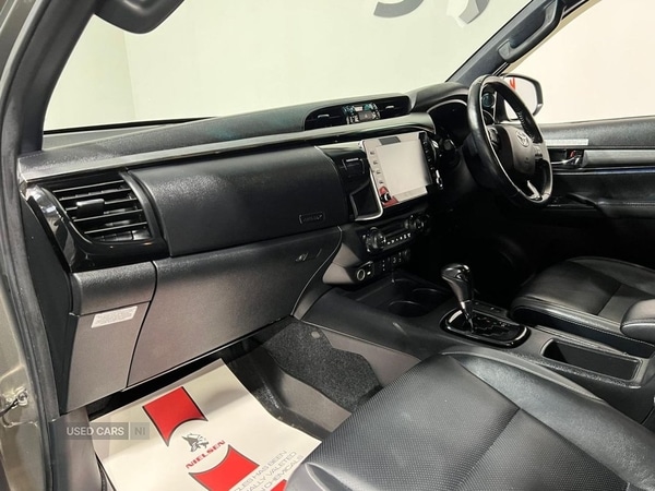 Used Toyota Hilux 2023 for sale - 77638021: Photo 2