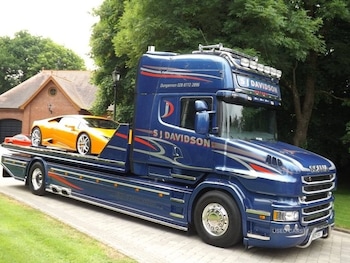 Used Land Rover Defender 2025 for sale - 77794614: Photo