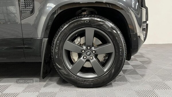 Used Land Rover Defender 2024 for sale - 77017241: Photo 18