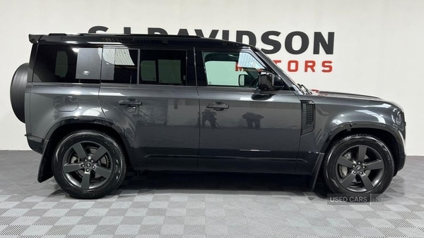 Used Land Rover Defender 2024 for sale - 77017241: Photo 2