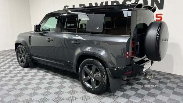 Used Land Rover Defender 2024 for sale - 77017241: Photo 3