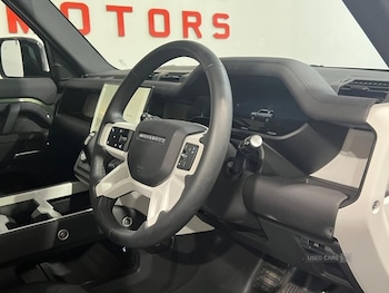 Used Land Rover Defender 2025 for sale - 79013331: Photo