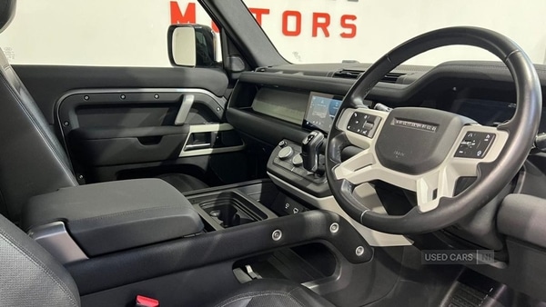 Used Land Rover Defender 2021 for sale - 77030231: Photo 8