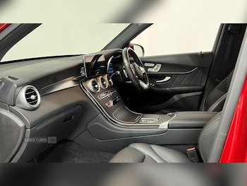 Used Mercedes-Benz GLC 2021 for sale - 76228276: Photo 3
