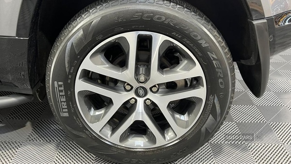 Used Land Rover Defender 2021 for sale - 77017290: Photo 13