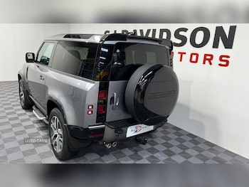 Used Land Rover Defender 2021 for sale - 77017290: Photo