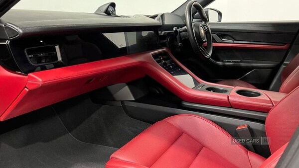 Used Porsche Taycan 2020 for sale - 77030242: Photo 11