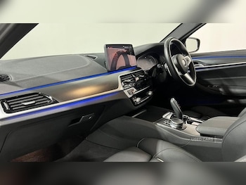 Used BMW 5 Series 2022 for sale - 77017261: Photo