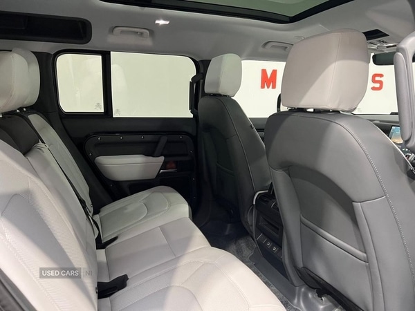 Used Land Rover Defender 2025 for sale - 77684812: Photo 14