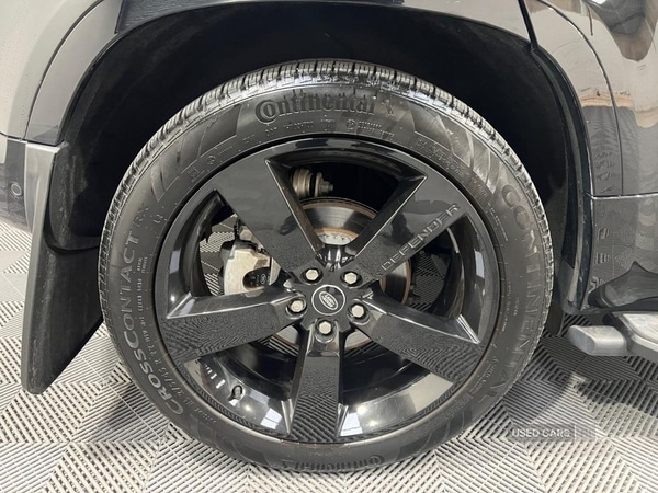 Used Land Rover Defender 2025 for sale - 77684812: Photo 17