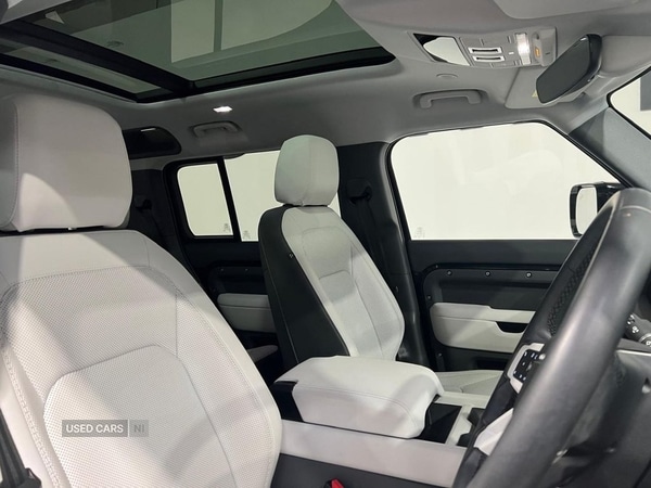 Used Land Rover Defender 2025 for sale - 77684812: Photo 3