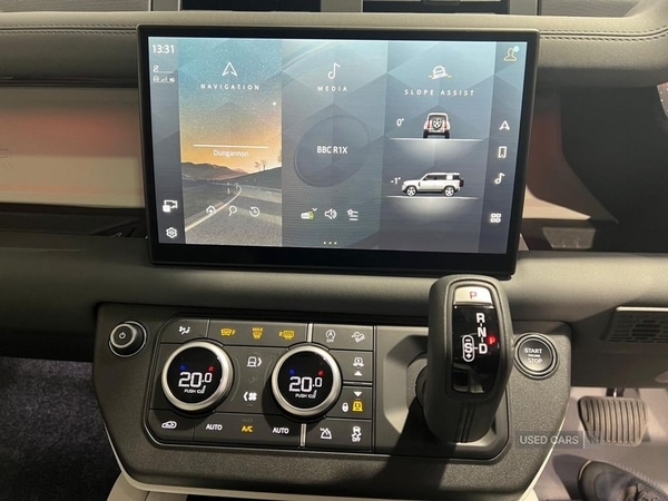 Used Land Rover Defender 2025 for sale - 77684812: Photo 4