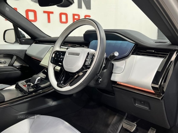 Used Land Rover Range Rover Sport 2025 for sale - 77794599: Photo 10