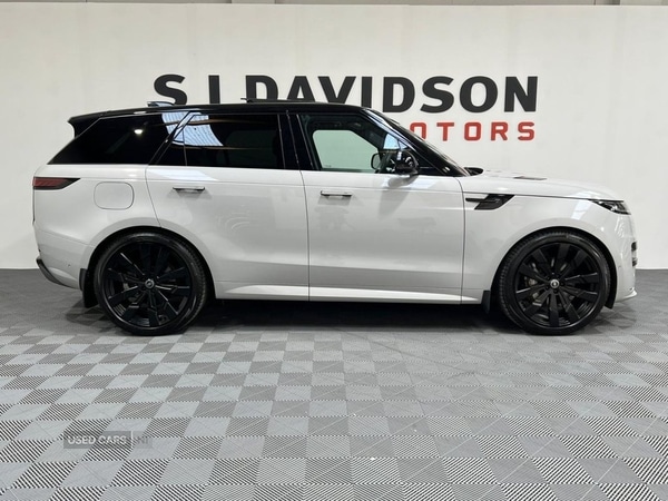 Used Land Rover Range Rover Sport 2025 for sale - 77794599: Photo 2