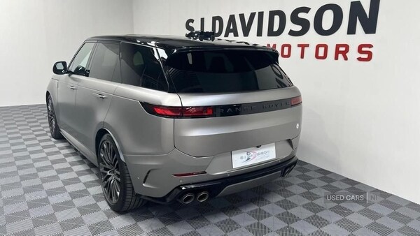 Used Land Rover Range Rover Sport 2024 for sale - 75402480: Photo 2